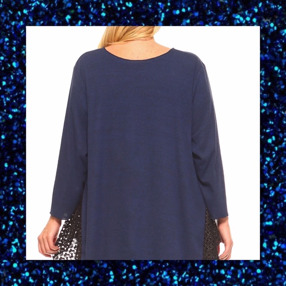 JUST IN🆕🅿️ Navy Lace Insert Handkerchief Tunic - Picture 3 of 5